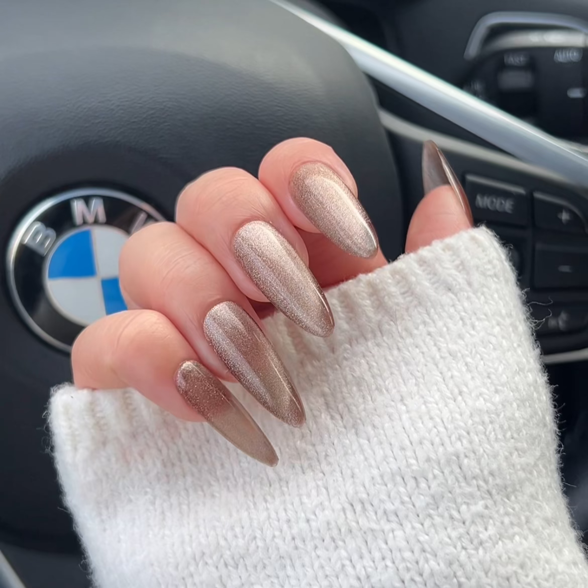 Cateye Taupe